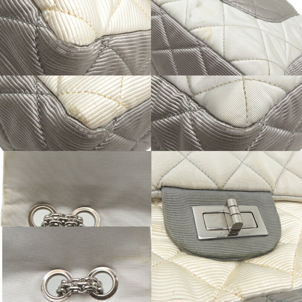CHANEL White Canvas Shoulder Bag - Picture 10 of 10